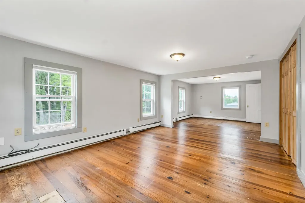 225 Simon Hill Road Effingham NH 03882