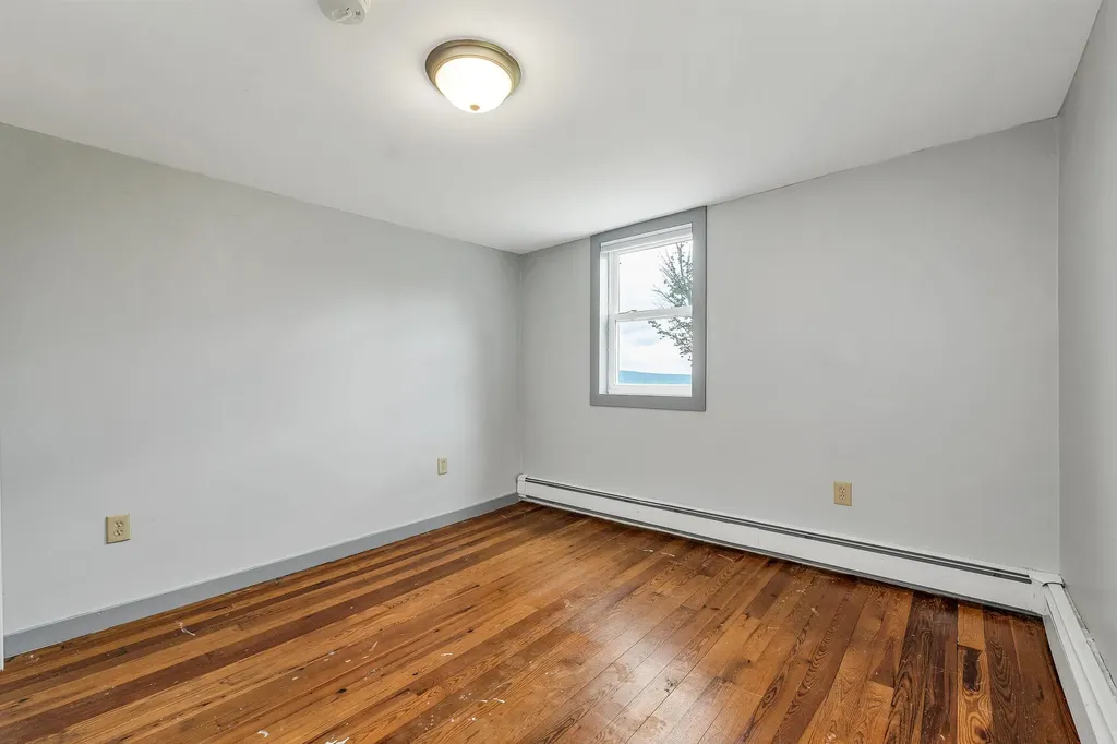 225 Simon Hill Road Effingham NH 03882