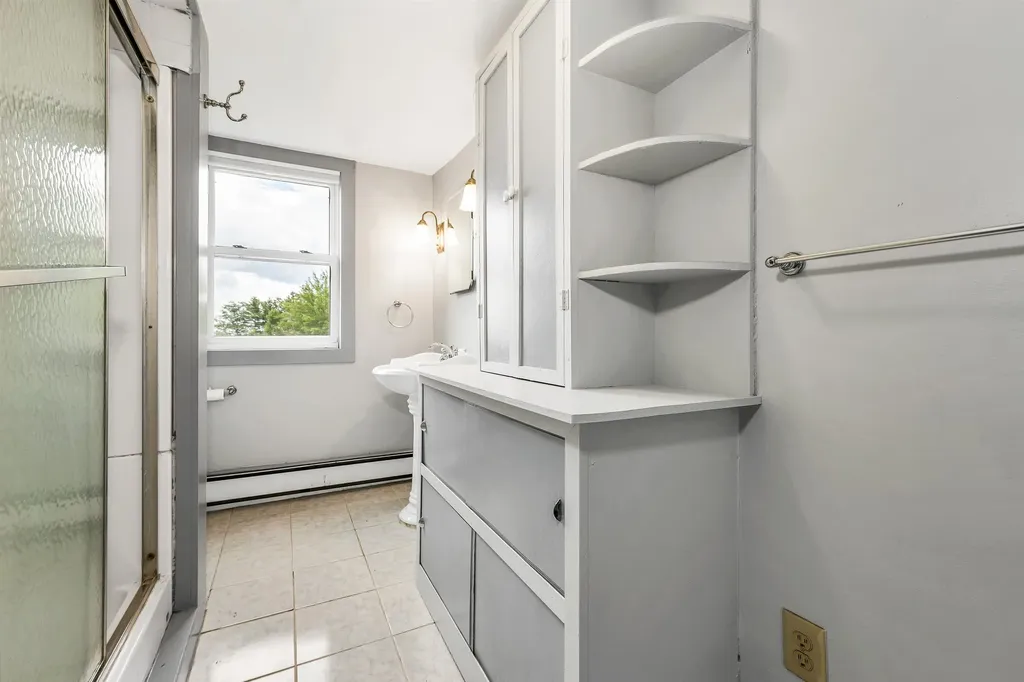 225 Simon Hill Road Effingham NH 03882