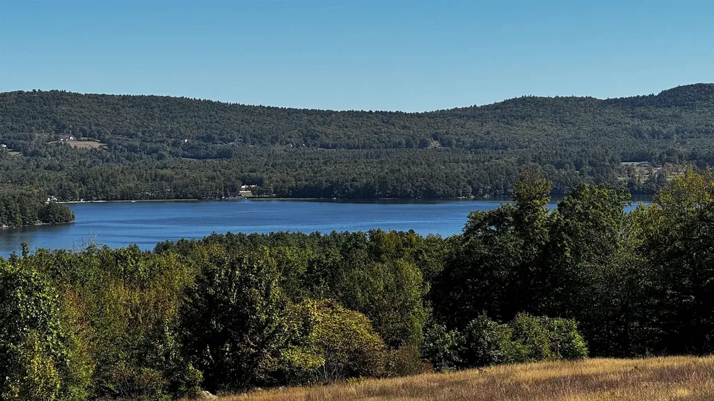 225 Simon Hill Road Effingham NH 03882