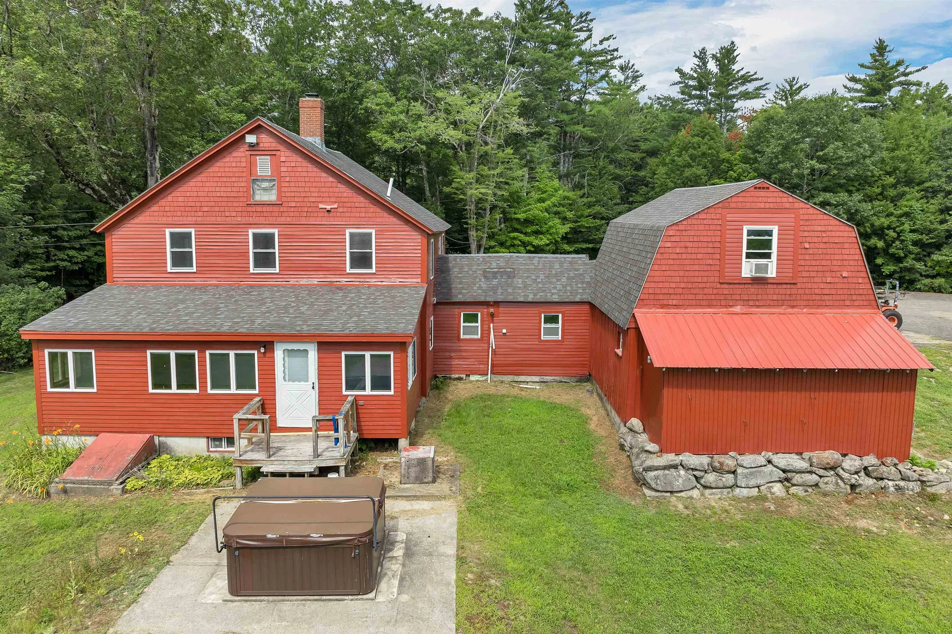 225 Simon Hill Road Effingham NH 03882