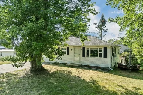 14 Sargent Street Allenstown NH 03275