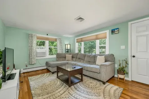 14 Sargent Street Allenstown NH 03275