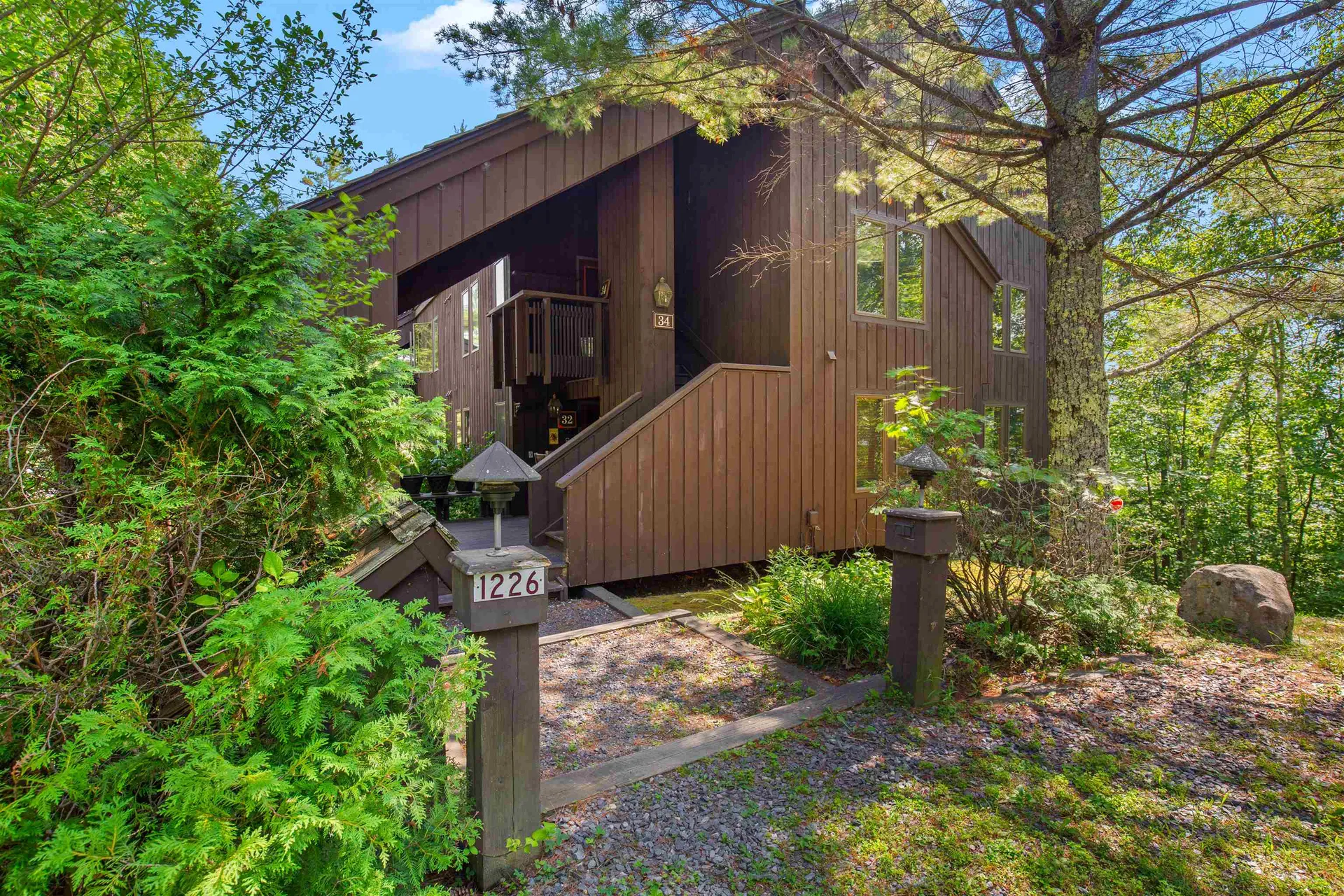 1226 East Ash Road Plymouth VT 05056