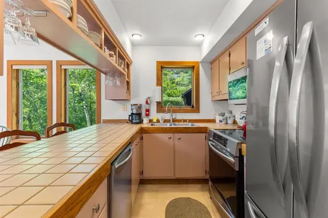1226 East Ash Road Plymouth VT 05056