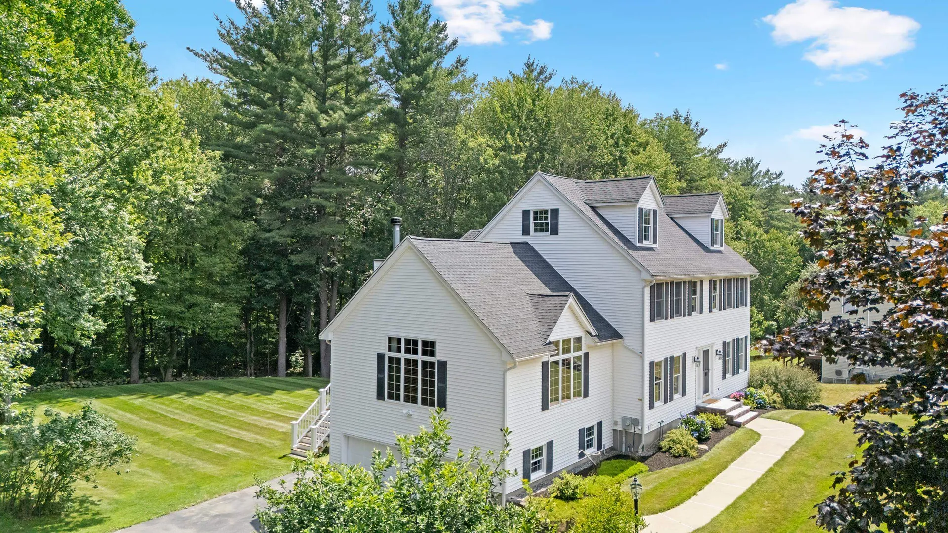 6 Carriage Chase Lane Atkinson NH 03811