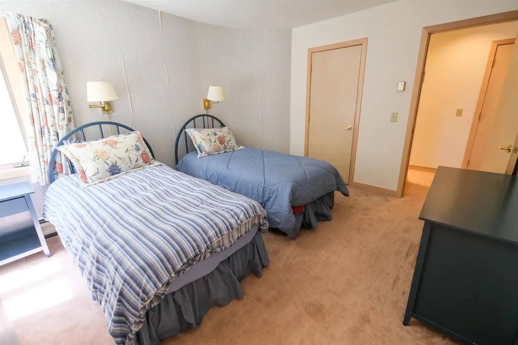 117 Ledgewood Road Ludlow VT 05149