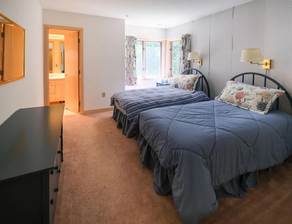 117 Ledgewood Road Ludlow VT 05149