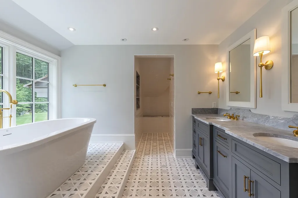 551 West Fields Road Manchester VT 05254