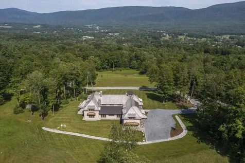 551 West Fields Road Manchester VT 05254