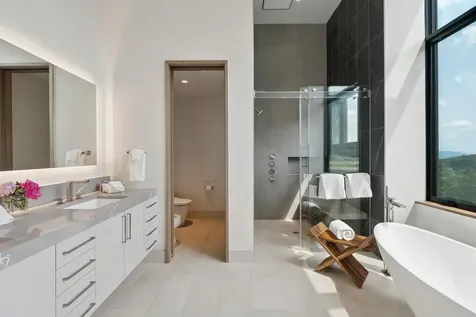 101 Switchback Lane Stowe VT 05672