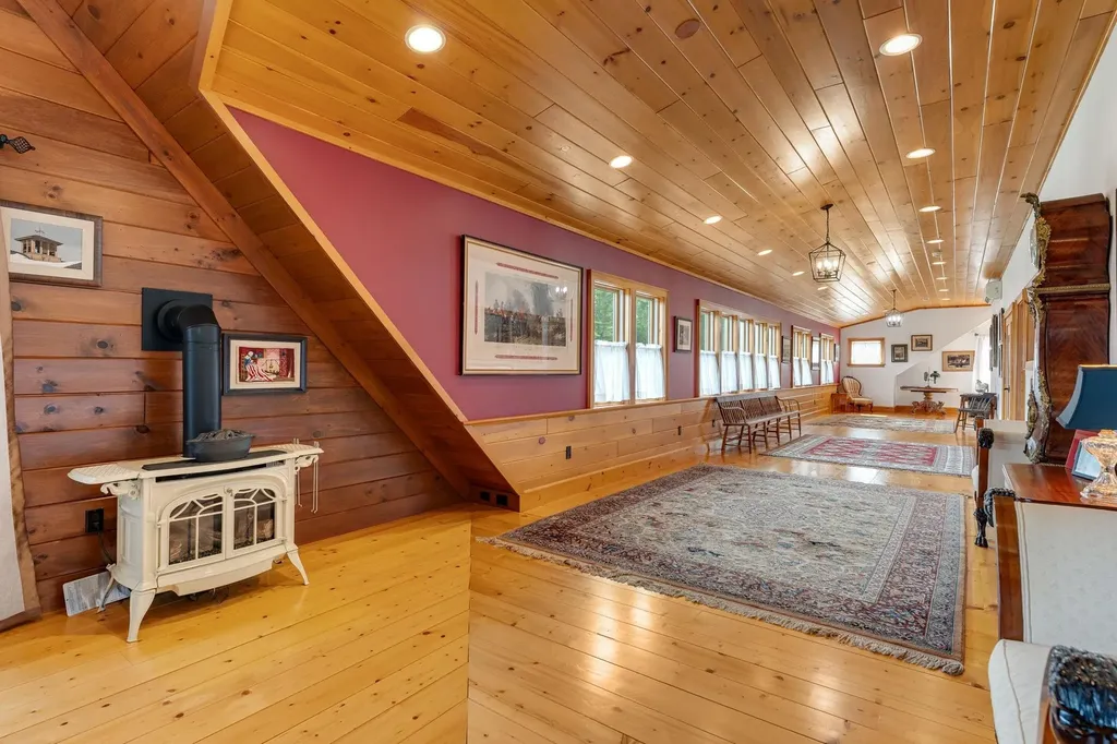 699 Spear Cemetery Road Reading VT 05062