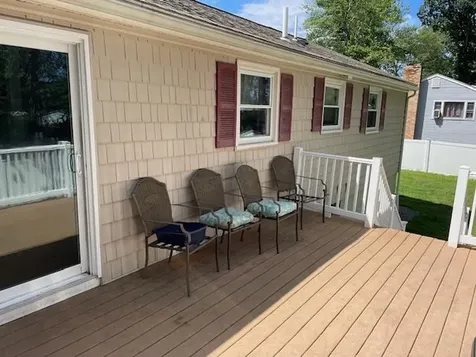 17 Dyer Avenue Salem NH 03079