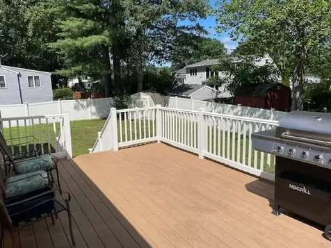 17 Dyer Avenue Salem NH 03079