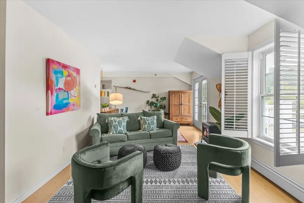 44 Park Place Stowe VT 05672