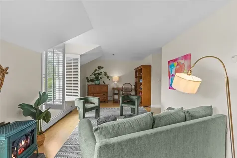 44 Park Place Stowe VT 05672