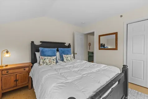 44 Park Place Stowe VT 05672