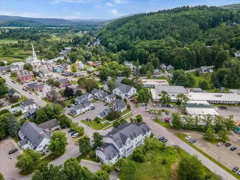 44 Park Place Stowe VT 05672