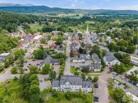 44 Park Place Stowe VT 05672
