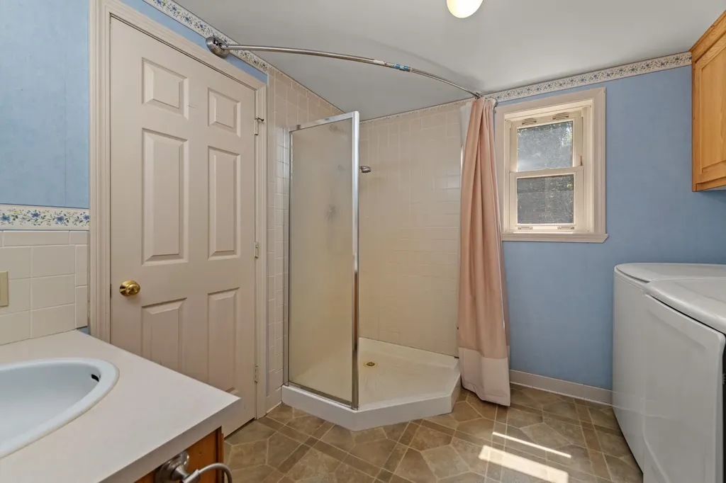 110 Jenness Hill Road Bristol NH 03222