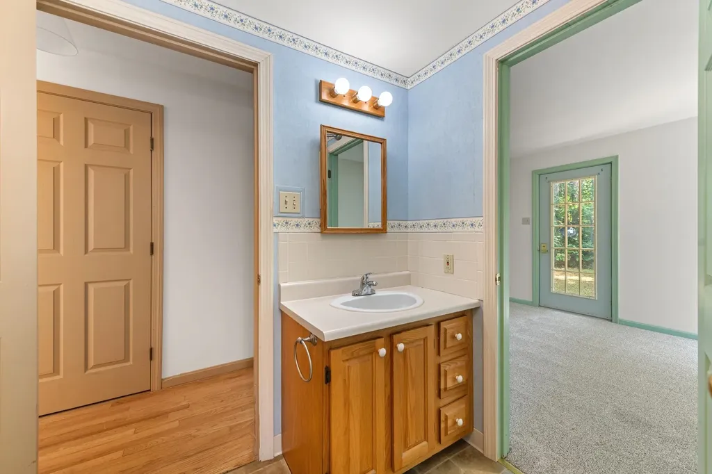 110 Jenness Hill Road Bristol NH 03222