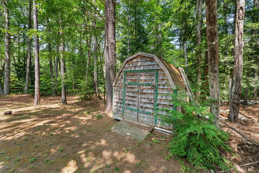 110 Jenness Hill Road Bristol NH 03222