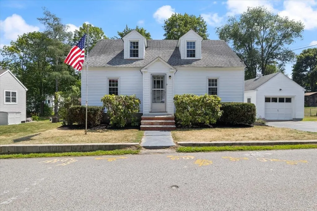5 Webster Avenue Exeter NH 03833