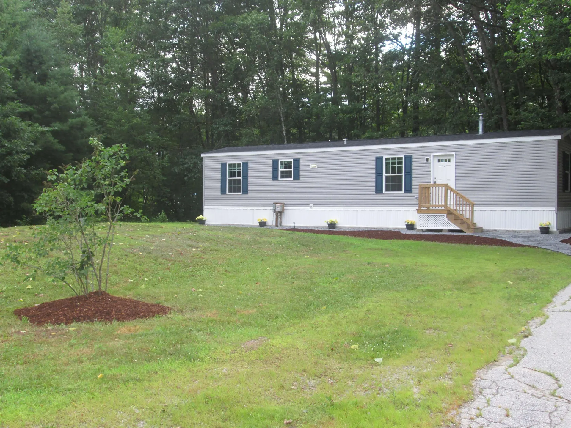23 Hubbard Road Deering NH 03244