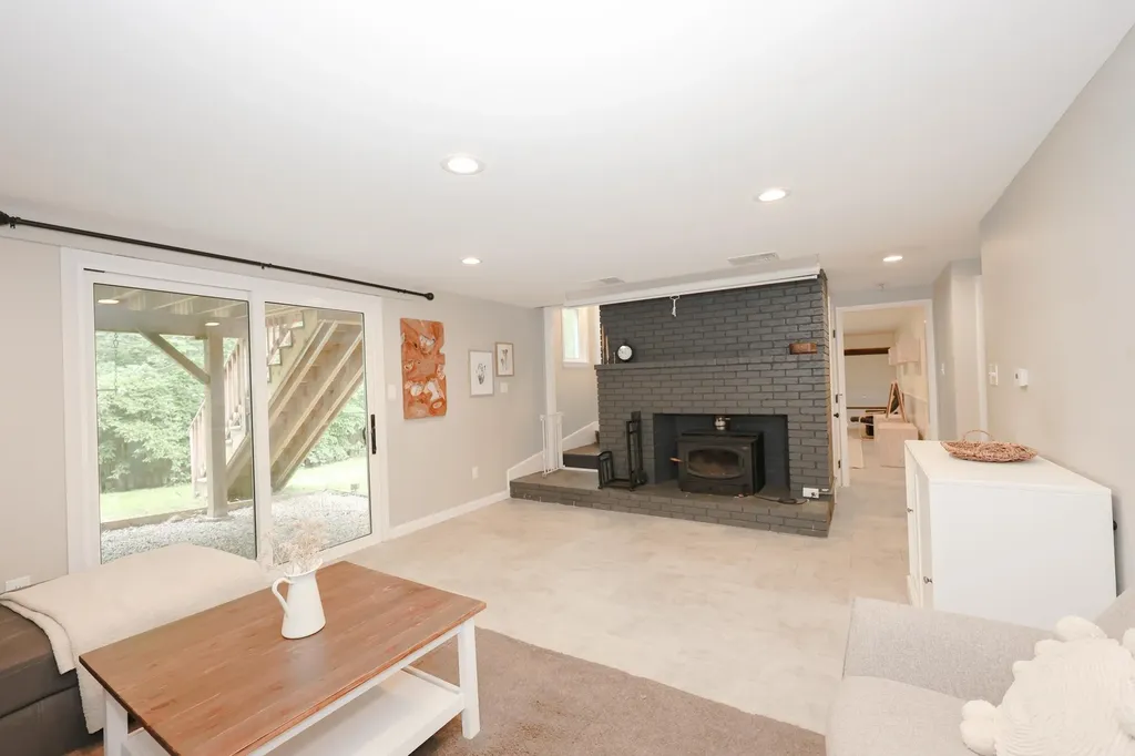 9 Ambler Way Durham NH 03824