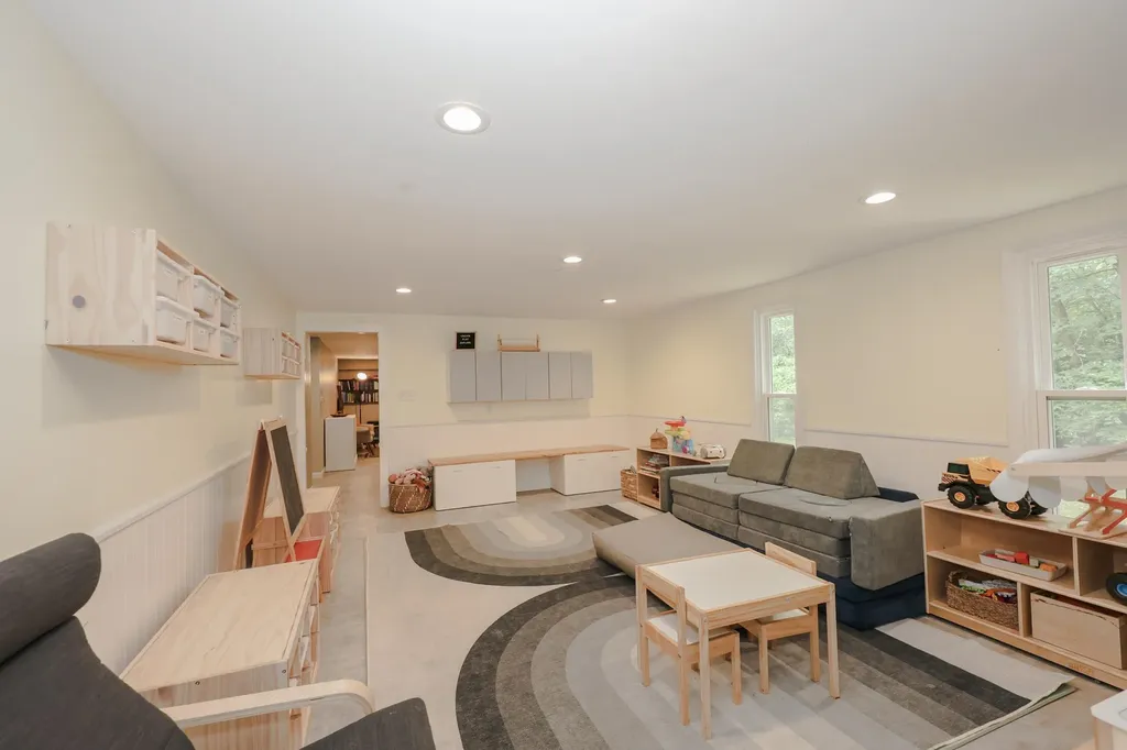 9 Ambler Way Durham NH 03824