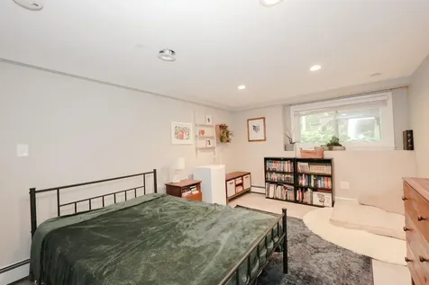 9 Ambler Way Durham NH 03824