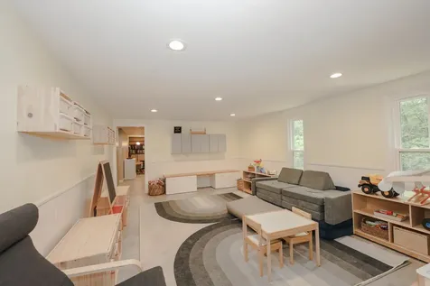 9 Ambler Way Durham NH 03824