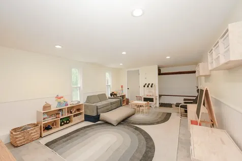 9 Ambler Way Durham NH 03824