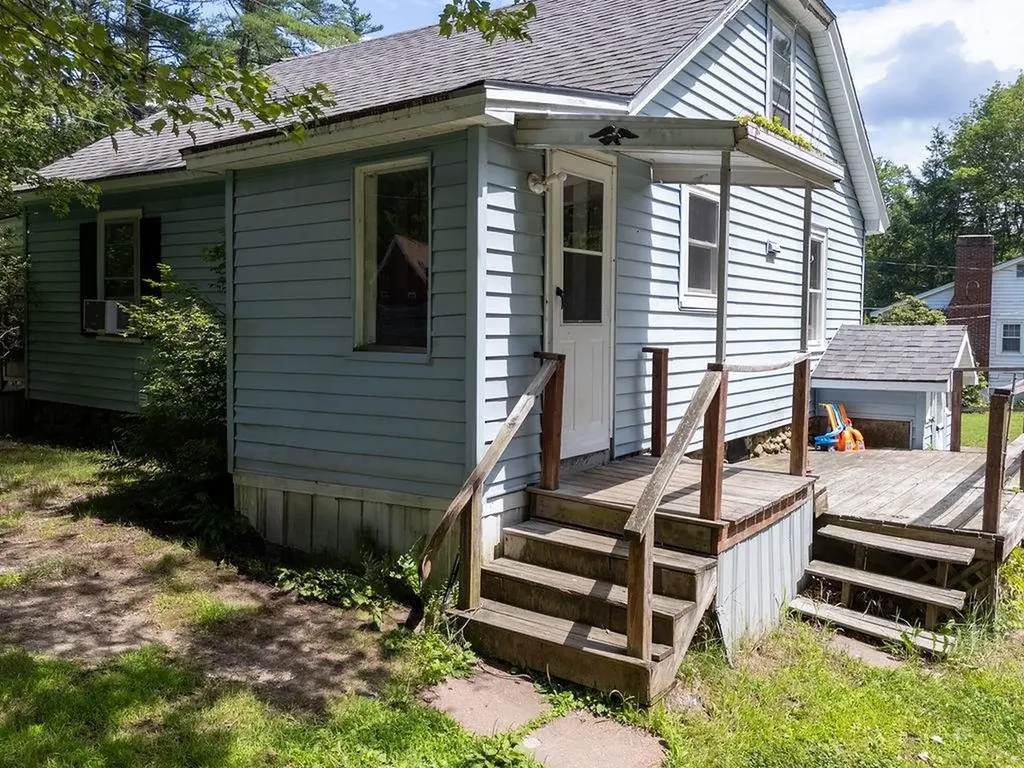 38 Strafford Road Rochester NH 03867