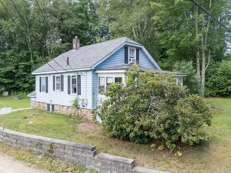 38 Strafford Road Rochester NH 03867