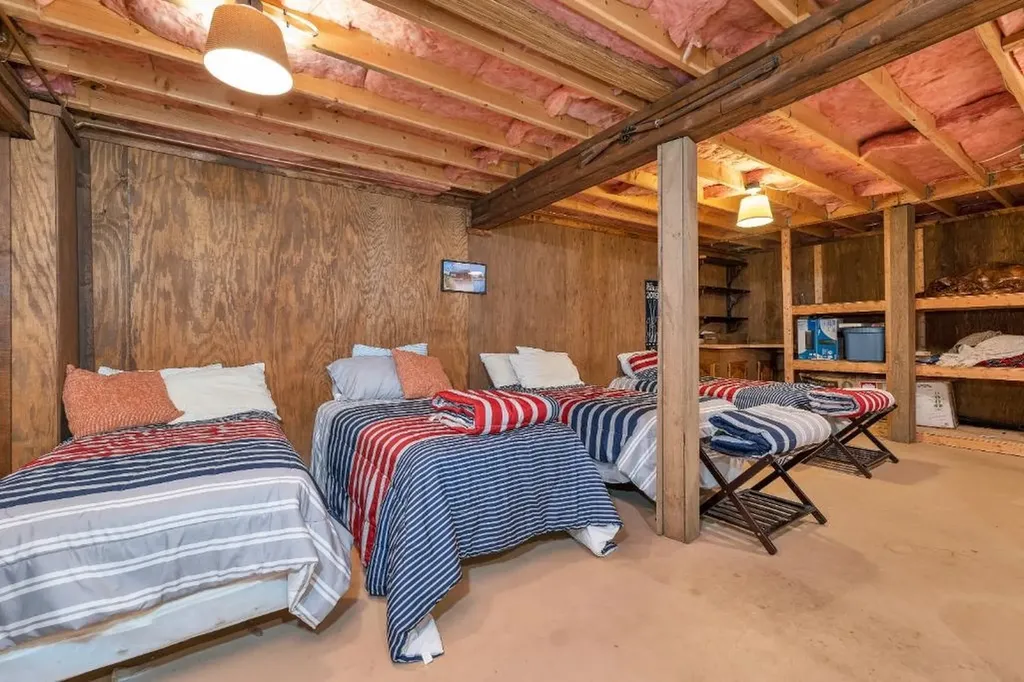 78 Swain Road Meredith NH 03253