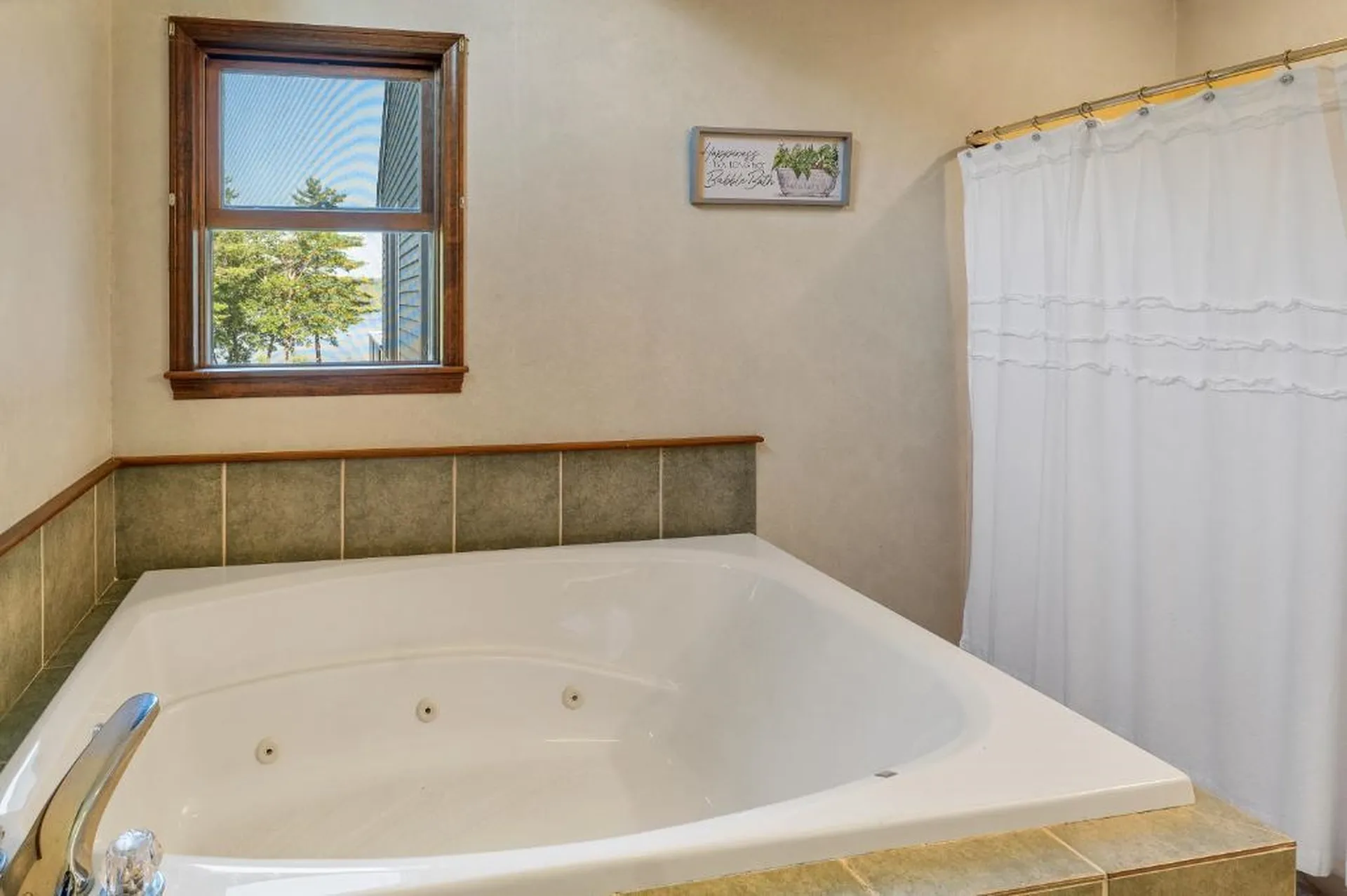 78 Swain Road Meredith NH 03253