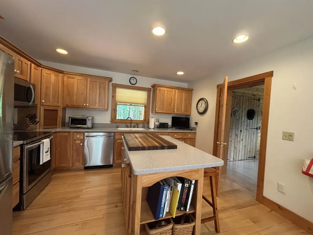 821 Paquette Road Craftsbury VT 05826