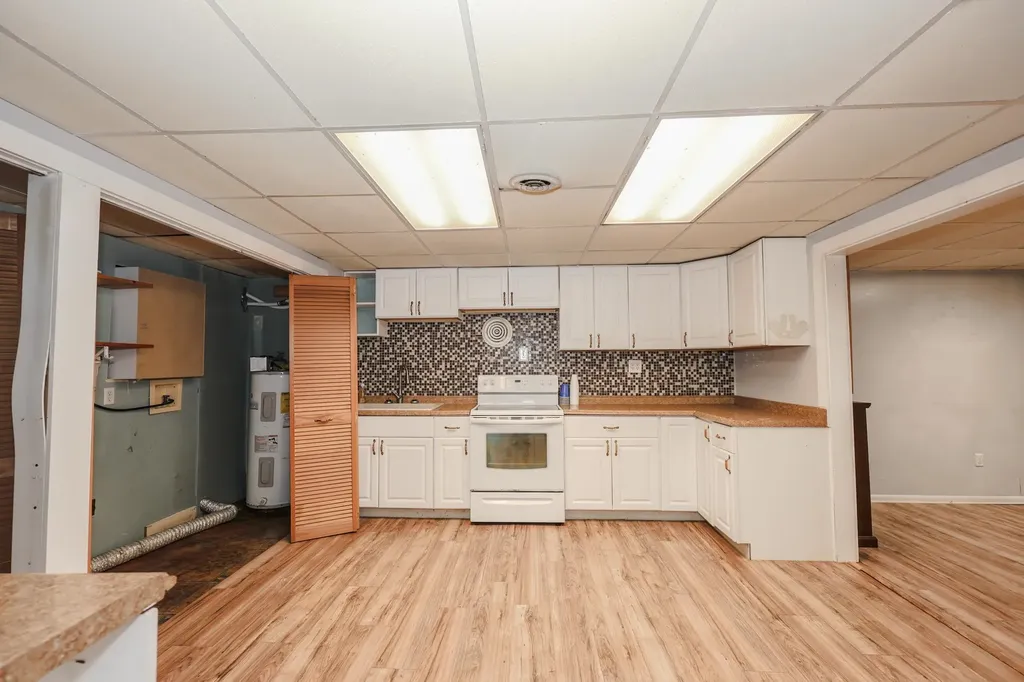 62 Freeman Hall Road Nottingham NH 03290