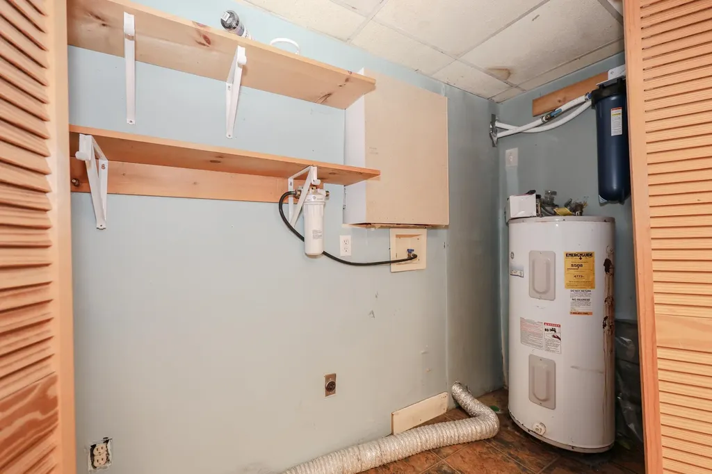 62 Freeman Hall Road Nottingham NH 03290