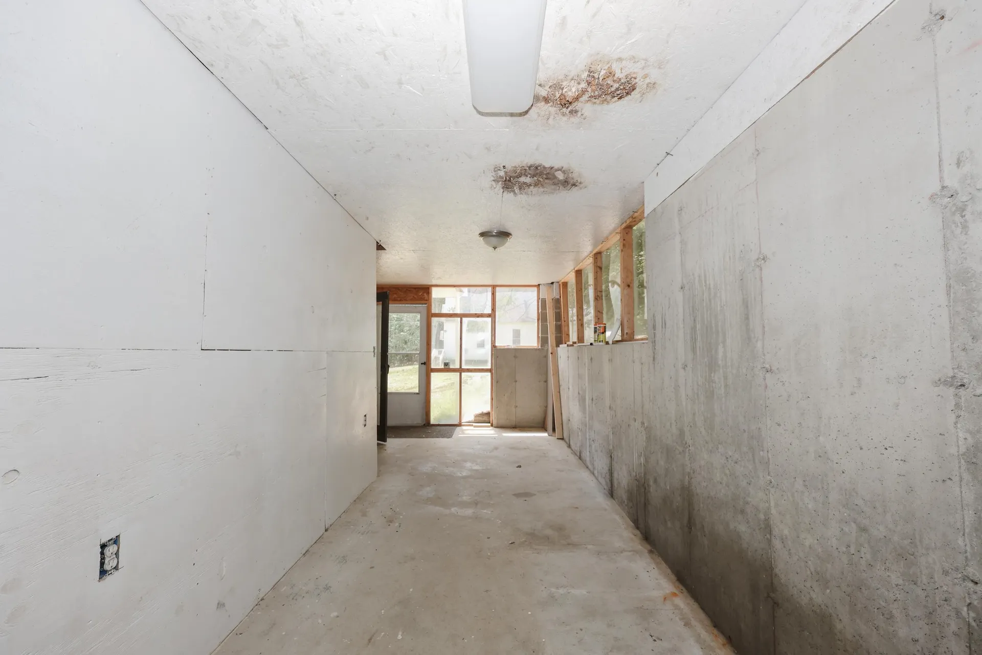 62 Freeman Hall Road Nottingham NH 03290