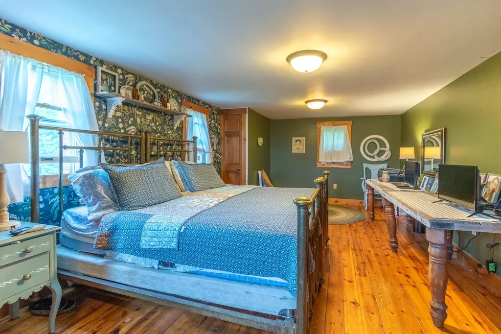 835 Ticehurst Road Brownington VT 05860