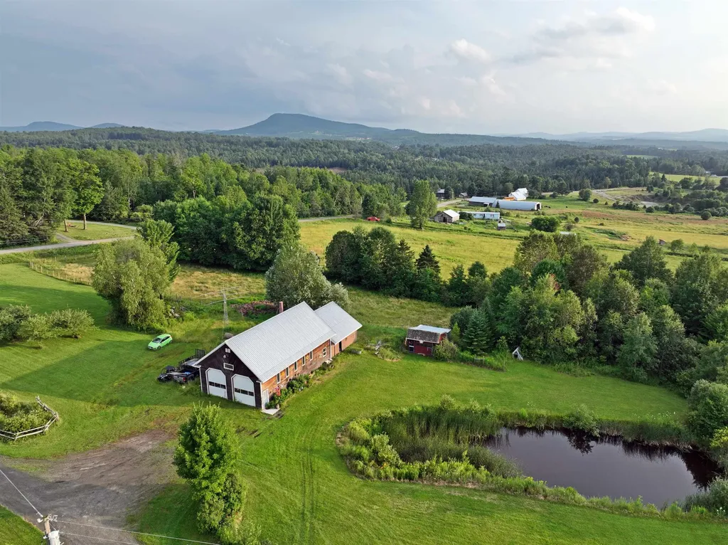 835 Ticehurst Road Brownington VT 05860