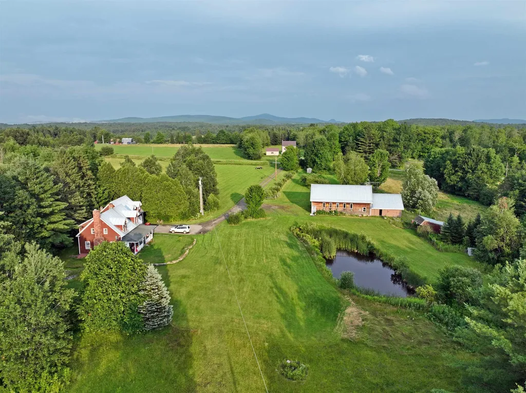 835 Ticehurst Road Brownington VT 05860