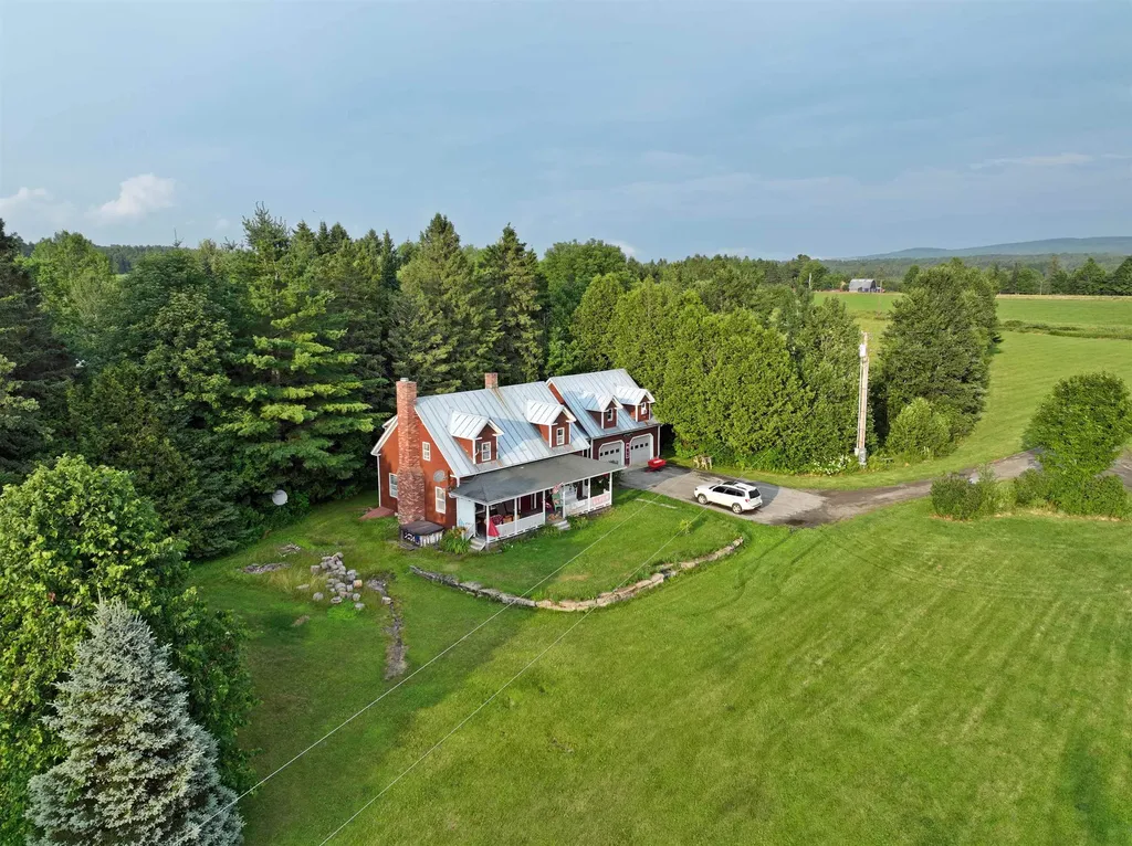 835 Ticehurst Road Brownington VT 05860