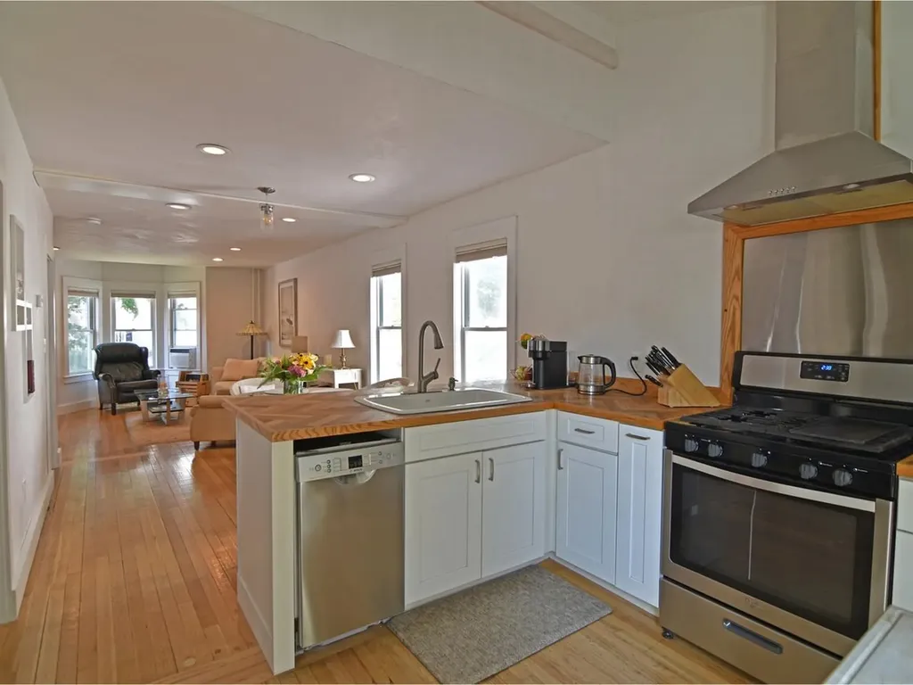 19 Spruce Street Burlington VT 05401