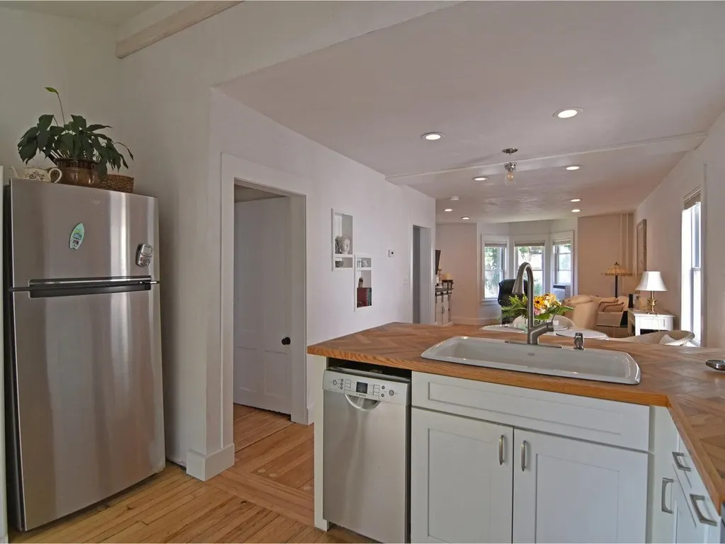 19 Spruce Street Burlington VT 05401