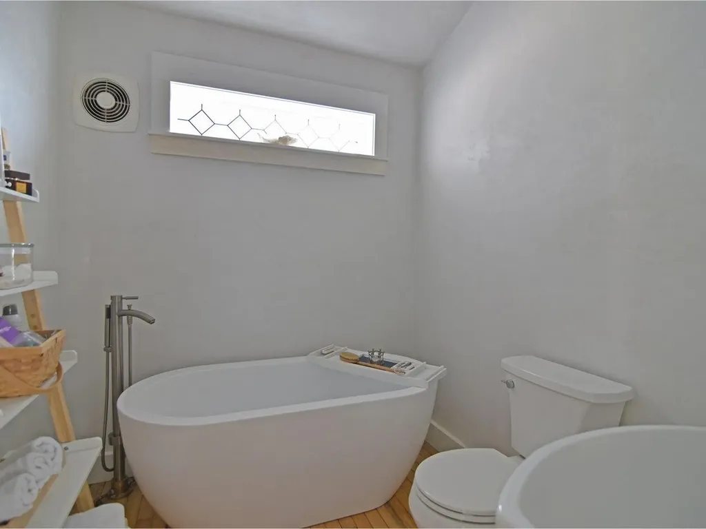 19 Spruce Street Burlington VT 05401