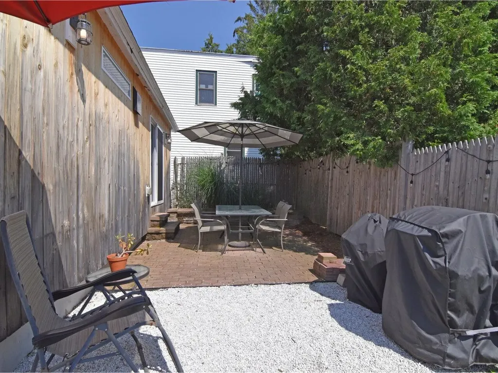 19 Spruce Street Burlington VT 05401