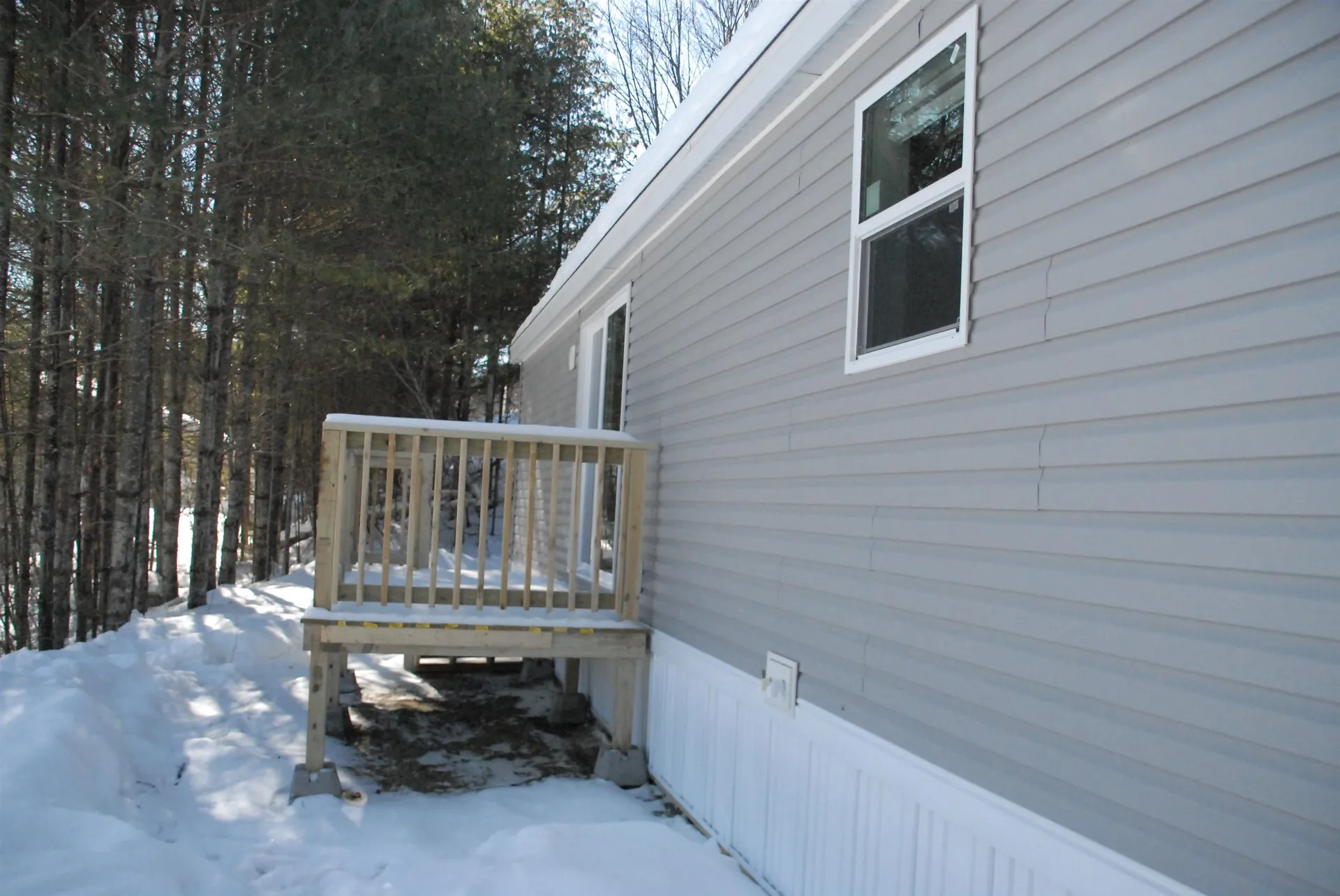 27 Popple Way Newport NH 03773